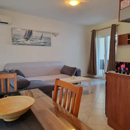 Apartmani Smoljic Primosten Exterior photo
