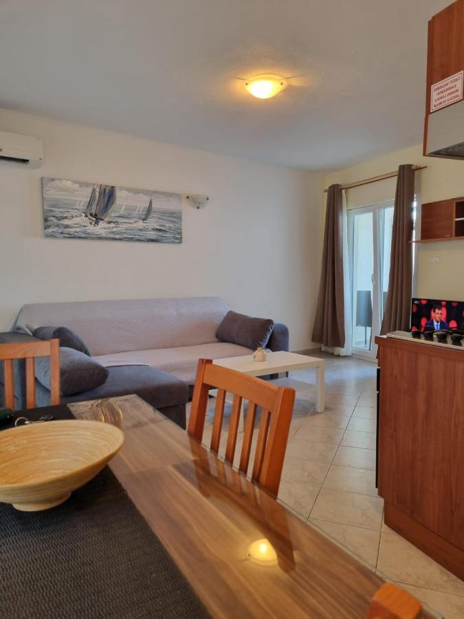 Smoljic Apartment